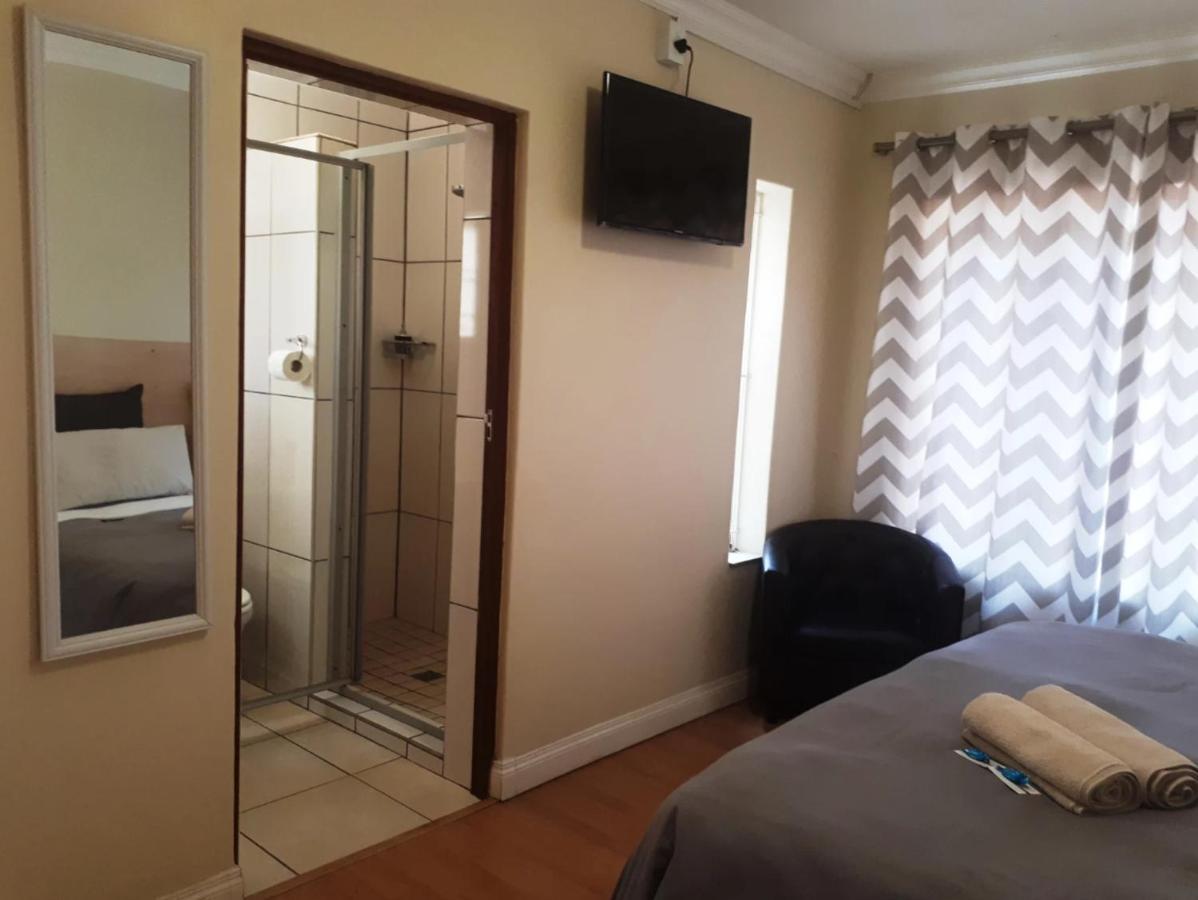 Pta East Guest House Pretoria-Noord Buitenkant foto