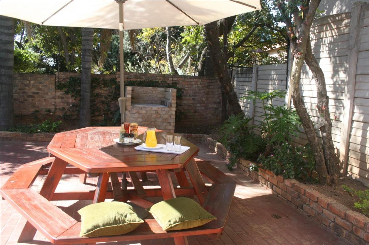 Pta East Guest House Pretoria-Noord Buitenkant foto